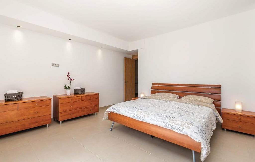 Apartman Villa Pecine 里耶卡 外观 照片
